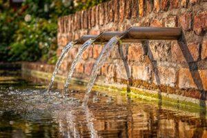 fountain, water, flow-3761513.jpg